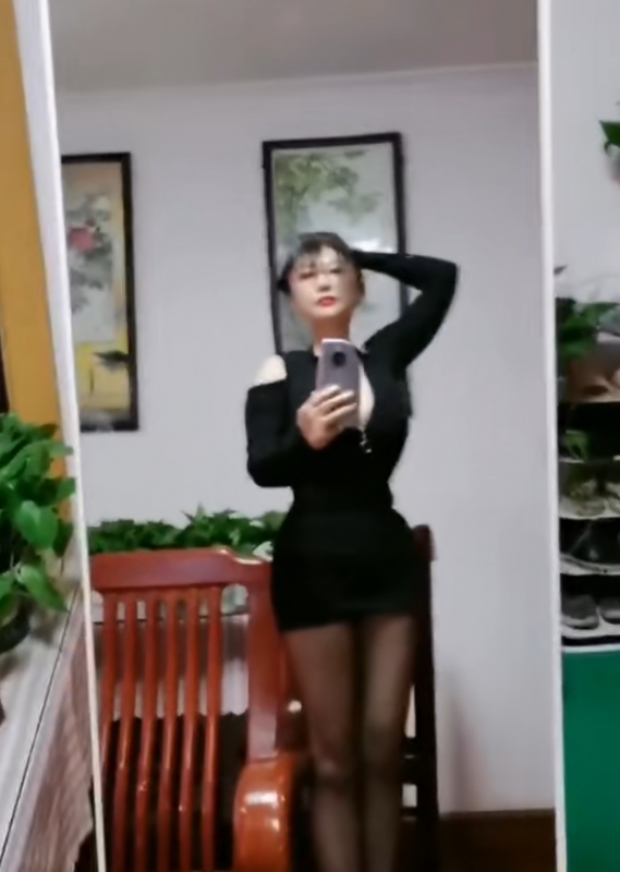 鼓楼地铁专业丝足调教